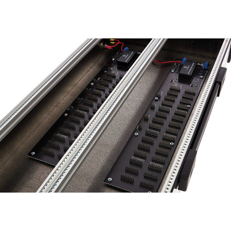 Erica Synths 2 x 104HP Aluminium travel case with integrated PSU (EU plug)