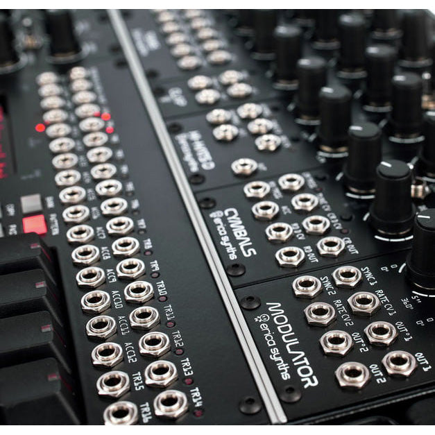 Erica Synths TECHNO SYSTEM (EU plug)