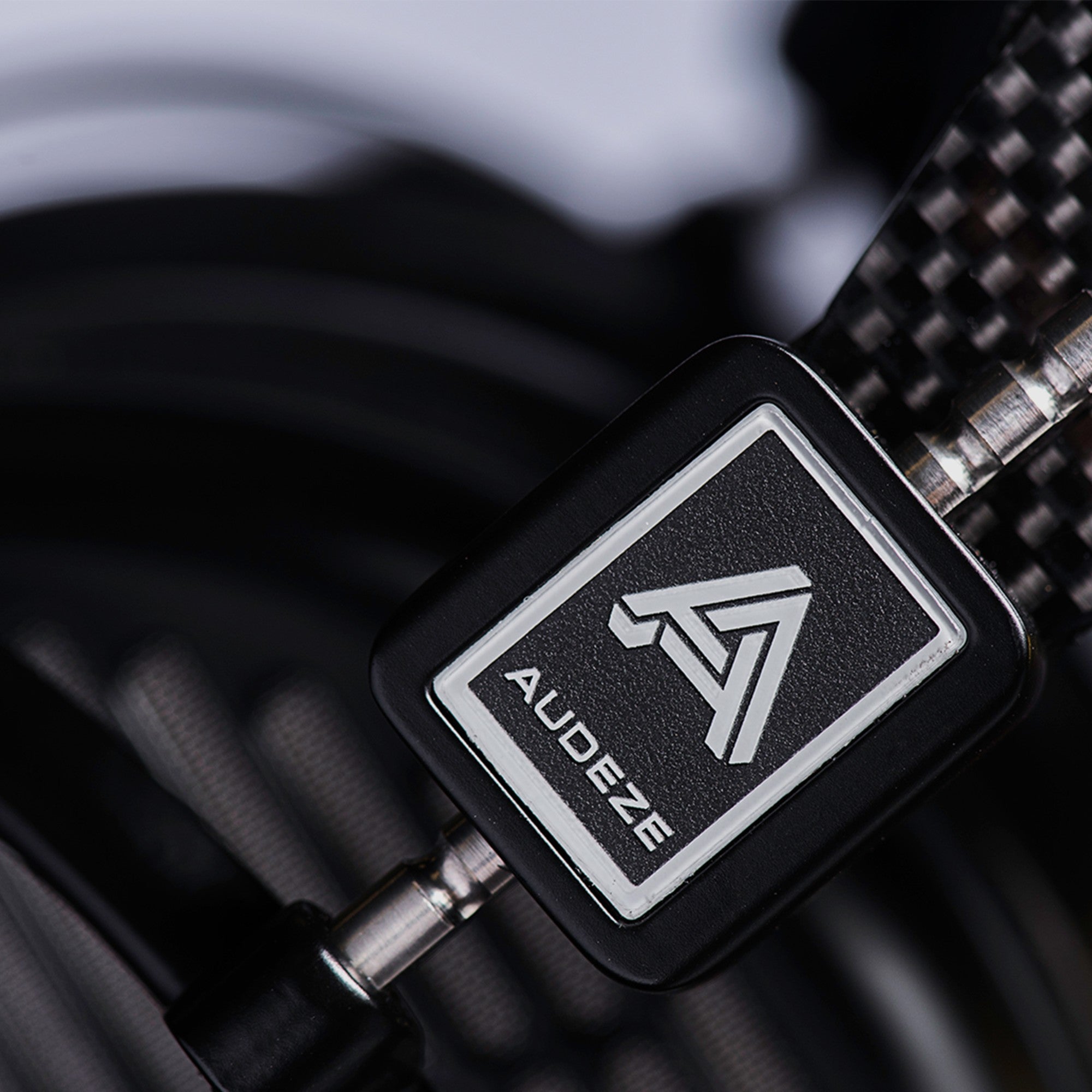 Audeze LCD-MX4